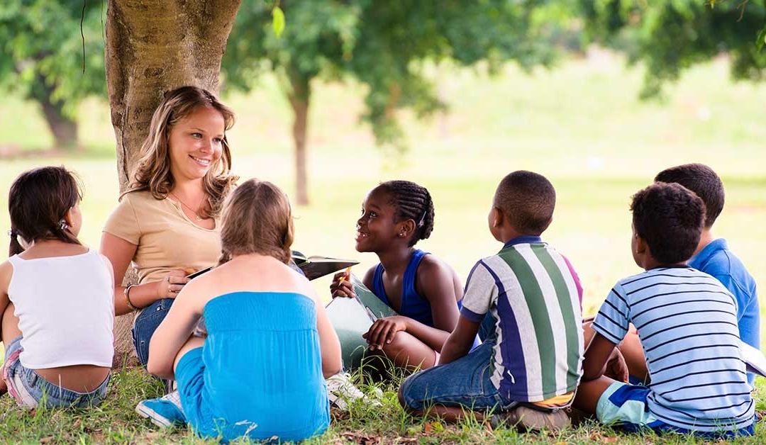 How to Get the Perfect Summer Camp Job